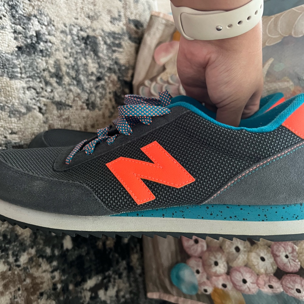 New Balance Men’s Gray and Teal Sneakers